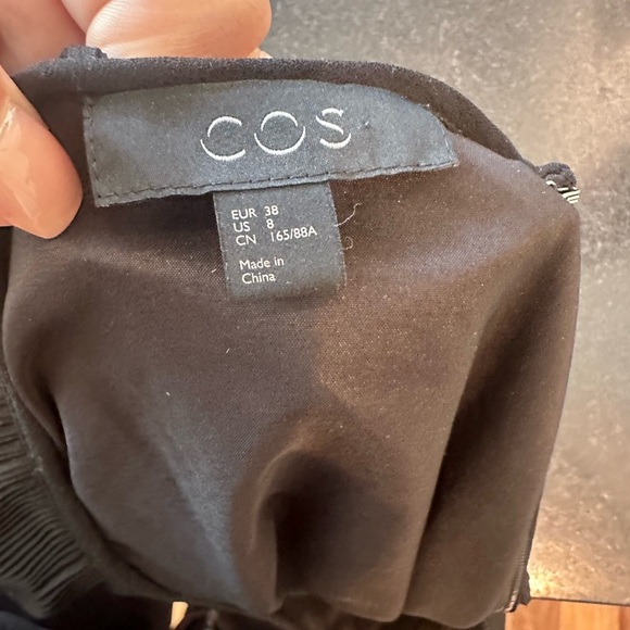 Black COS dress - Picture 4 of 8